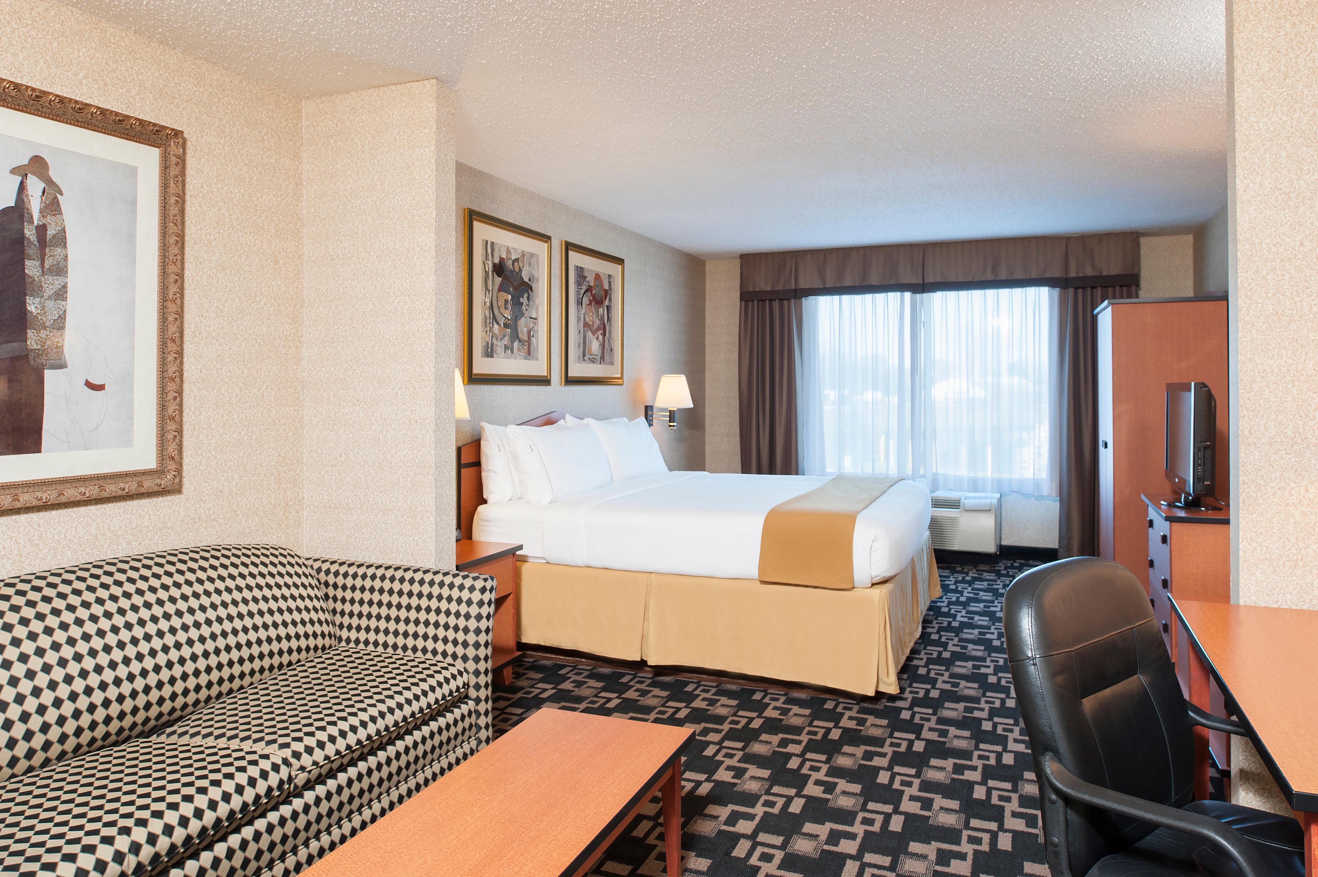 Holiday Inn Express Hotel & Suites Greenwood Dış mekan fotoğraf