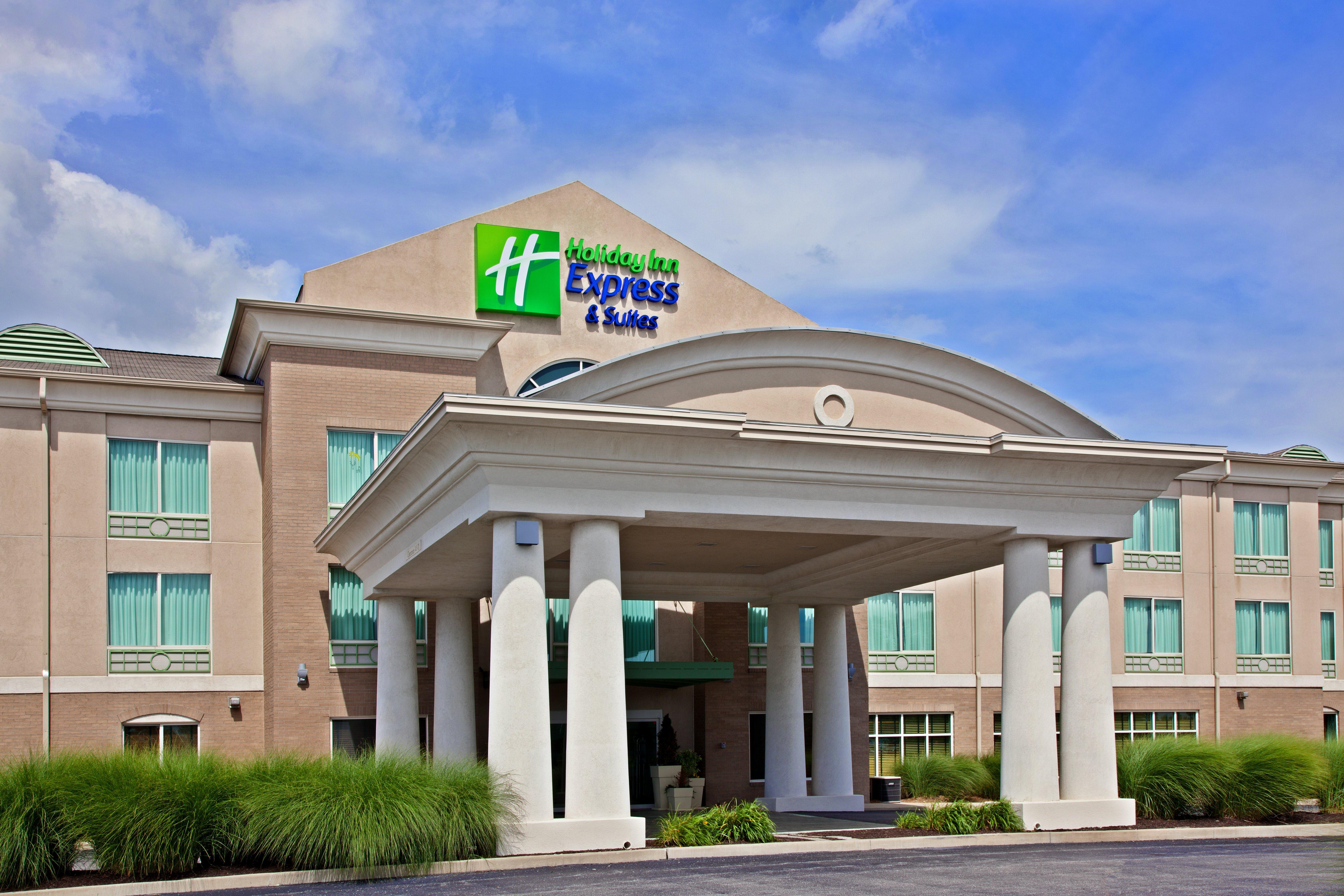 Holiday Inn Express Hotel & Suites Greenwood Dış mekan fotoğraf